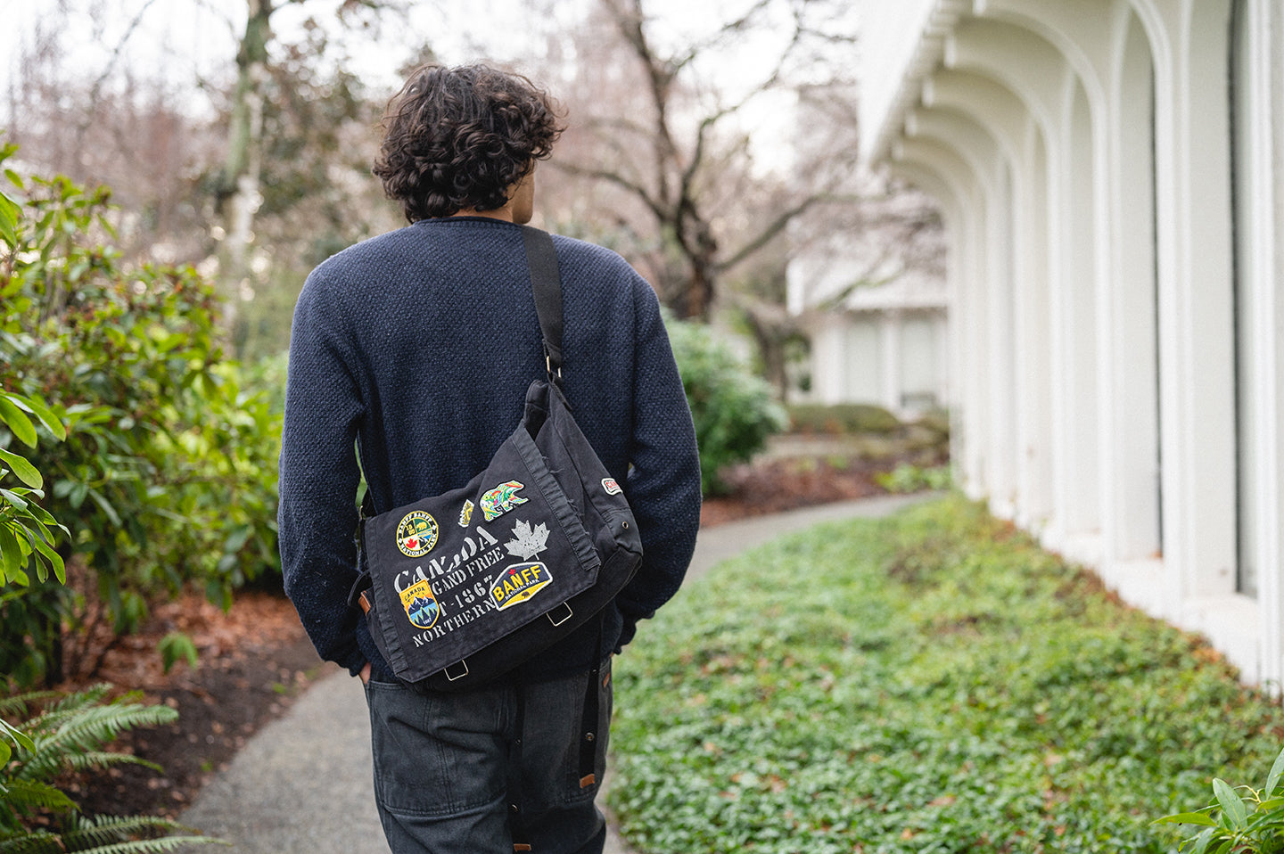 CANADA HEAVY DUTY CANVAS VINTAGE MESSENGER BAG – Northern Icons